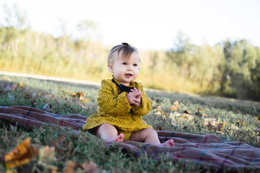 Dressing a stylish baby girl can’t go without accessories