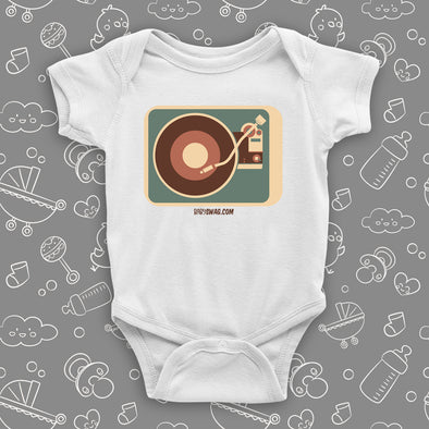 There are no many vinyl turntables nowadays, and our kids probably do not know what vinyl is. If you want to remind yourself of good, old and simpler times, order this cute baby onesie. We have this cute onesie all year long, so you can order it anytime. 